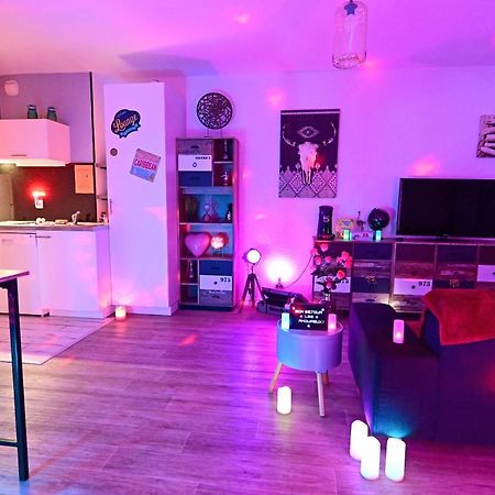 Luxe Sauna Privatif Et Grand Bain Jacuzzi A Deux A Biscarosse Plage Pour Nuit Romantique Avec Decoration Led Et Bougies Biscarrosse Buitenkant foto