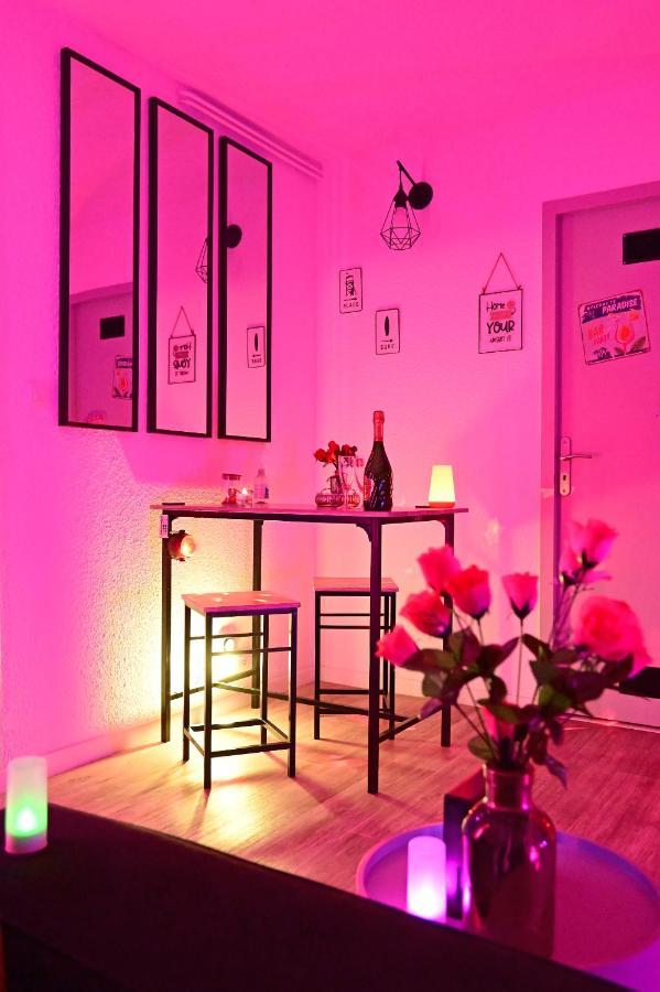 Luxe Sauna Privatif Et Grand Bain Jacuzzi A Deux A Biscarosse Plage Pour Nuit Romantique Avec Decoration Led Et Bougies Biscarrosse Buitenkant foto